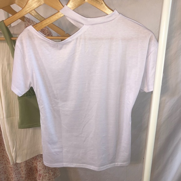 WHITE TEE BASIC NWOT - Picture 3 of 4